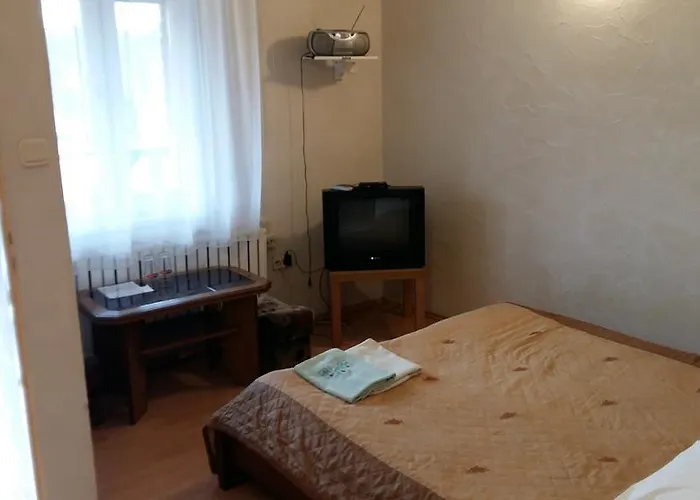 Zielony Gosciniec * Sarnów