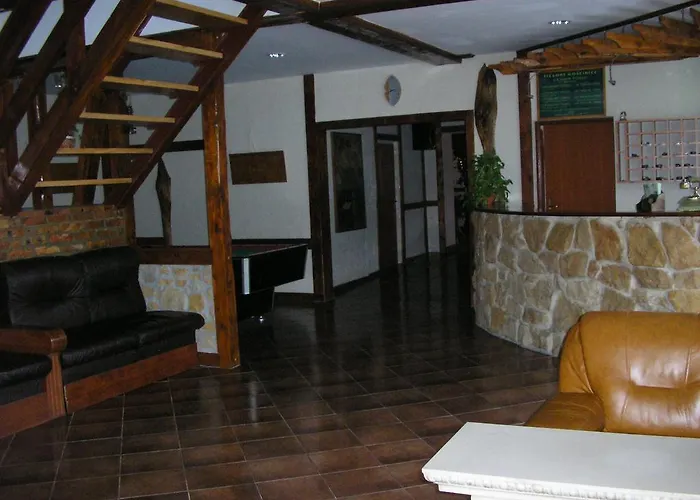 Zielony Gosciniec Zajazd *